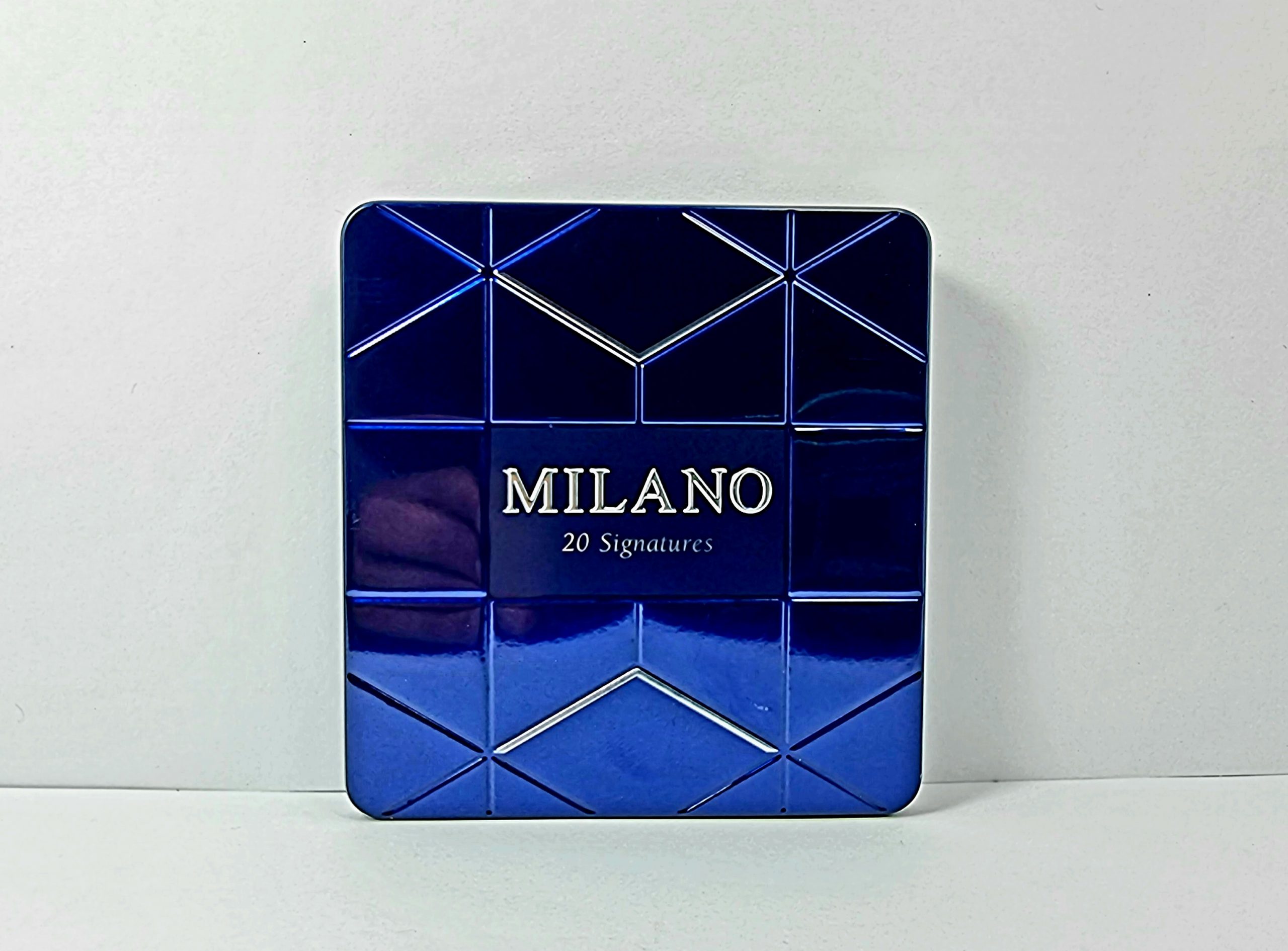 Milano 20 Signatures Blue Sigara Metal Kutu